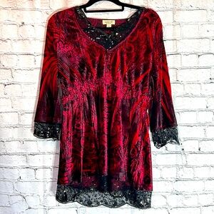 ⭐️ One World boho red velvet black lace sequins accent long sleeve tunic S